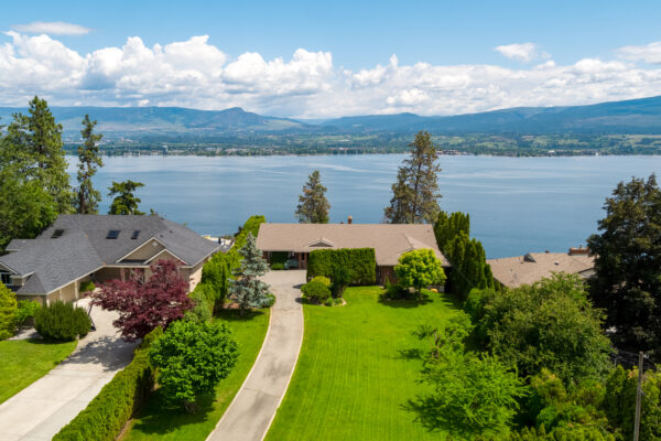 Gorgeous Lakeviews at 2901 Weatherhill Road Domeij and Associates